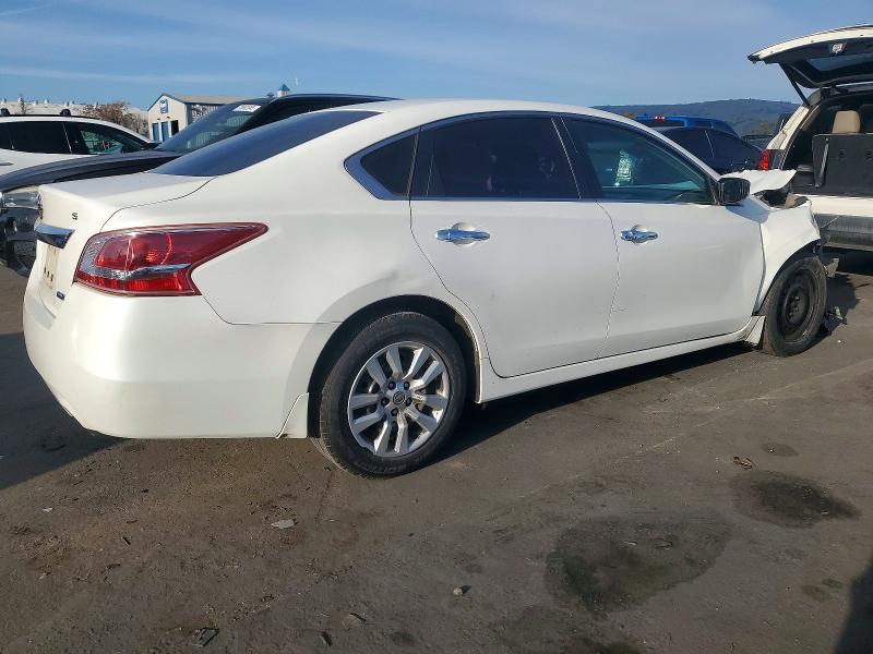 Photo 3 from auction – 2013 NISSAN ALTIMA 2.5 with VIN 1N4AL3AP4DC176441