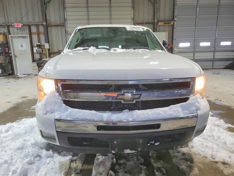 Photo 5 from auction – 2011 CHEVROLET SILVERADO with VIN 3GCPKSE32BG285418
