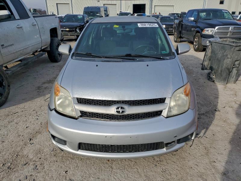 Photo 5 from auction – 2006 TOYOTA SCION XA with VIN JTKKT624260160515