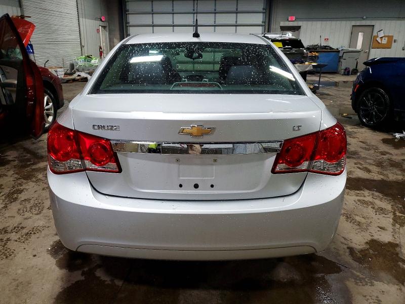 Photo 6 from auction – 2014 CHEVROLET CRUZE LT with VIN 1G1PC5SBXE7412855