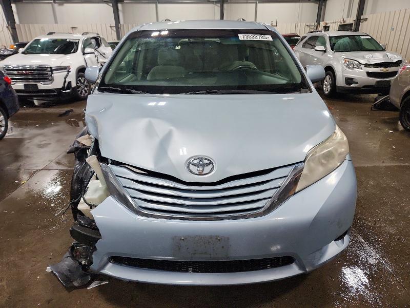 Photo 5 from auction – 2017 TOYOTA SIENNA LE with VIN 5TDKZ3DC7HS805166