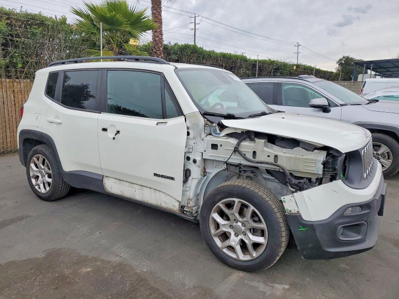 Photo 4 from auction – 2017 JEEP RENEGADE L with VIN ZACCJABB2HPE92115