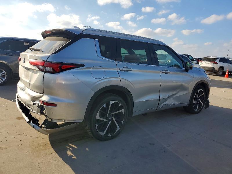 Photo 3 from auction – 2022 MITSUBISHI OUTLANDER with VIN JA4J3VA81NZ074599