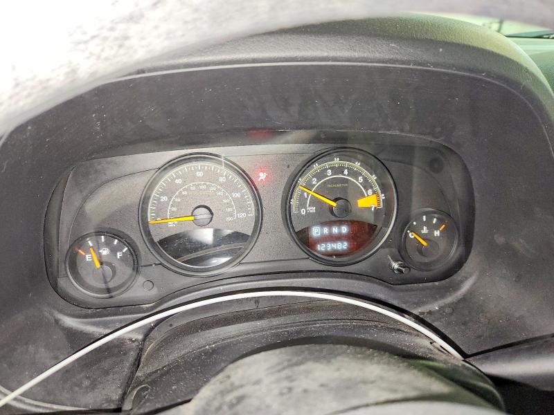 Photo 9 from auction – 2015 JEEP PATRIOT SP with VIN 1C4NJRBB0FD386037