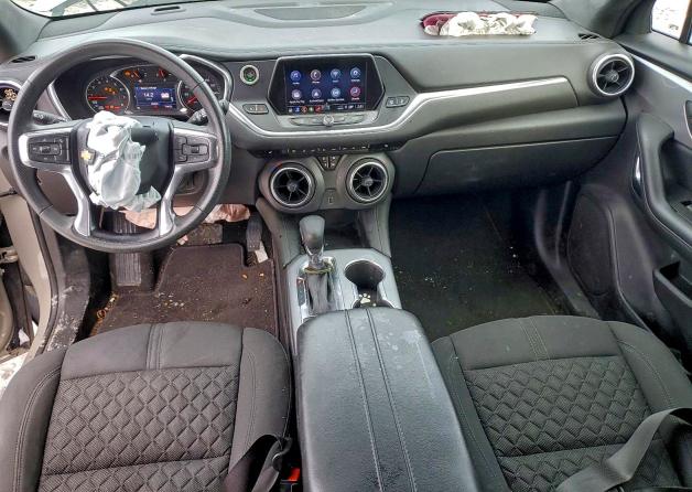 Photo 8 from auction – 2021 CHEVROLET BLAZER with VIN 3GNKBCRS7MS554747