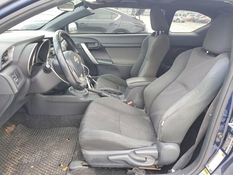 Photo 7 from auction – 2011 TOYOTA SCION TC with VIN JTKJF5C7XB3017794
