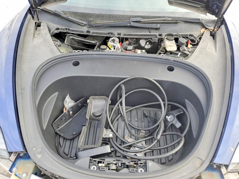 Photo 11 from auction – 2023 TESLA MODEL 3 with VIN 5YJ3E1EA3PF439047