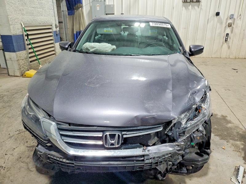 Photo 5 from auction – 2014 HONDA ACCORD with VIN 1HGCR2F35EA035460