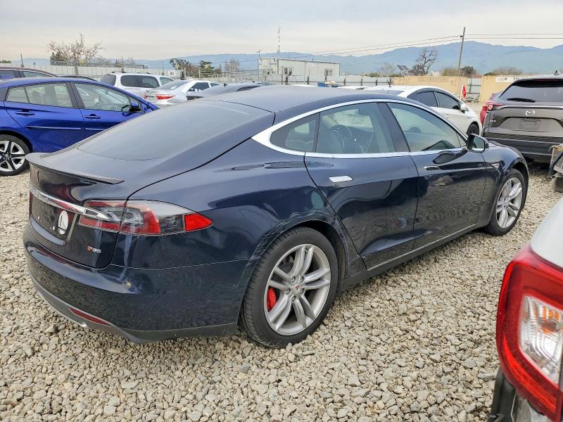 Photo 3 from auction – 2014 TESLA MODEL S with VIN 5YJSA1H16EFP43859