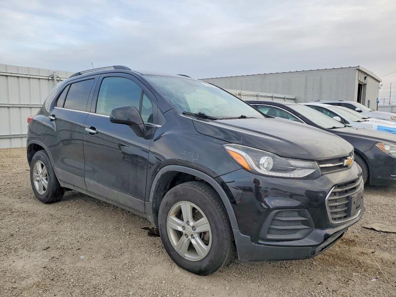 Photo 4 from auction – 2018 CHEVROLET TRAX 1LT with VIN 3GNCJPSB8JL325573