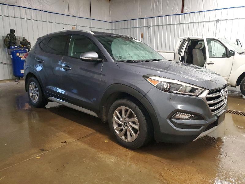 Photo 4 from auction – 2017 HYUNDAI TUCSON LIM with VIN KM8J3CA23HU387012