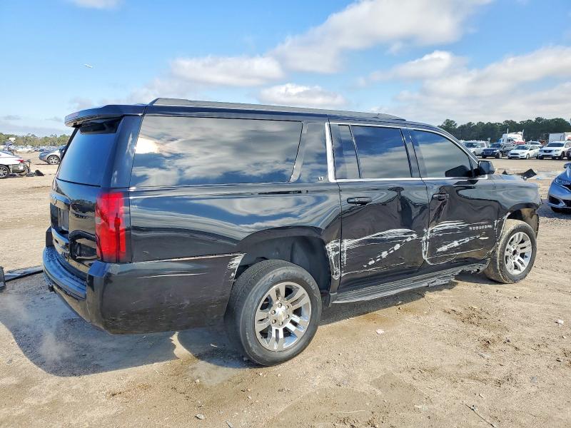 Photo 3 from auction – 2019 CHEVROLET SUBURBAN C with VIN 1GNSCHKC2KR122595