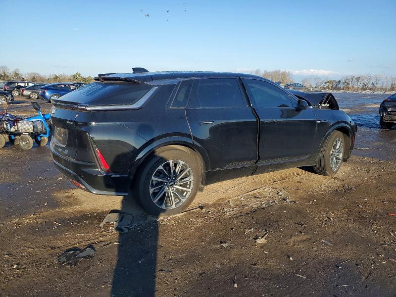 Photo 3 from auction – 2024 CADILLAC LYRIQ SPOR with VIN 1GYKPTRK3RZ121845