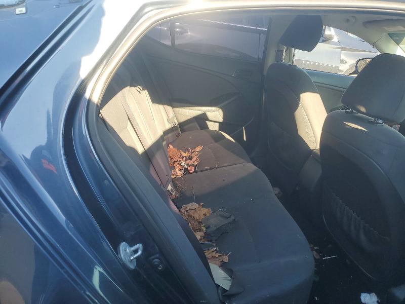 Photo 10 from auction – 2015 KIA OPTIMA with VIN KNAGM4A77F5564260