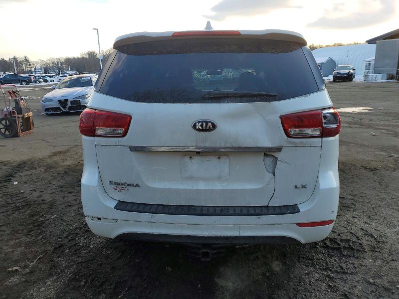 Photo 6 from auction – 2016 KIA SEDONA with VIN KNDMB5C13G6121545