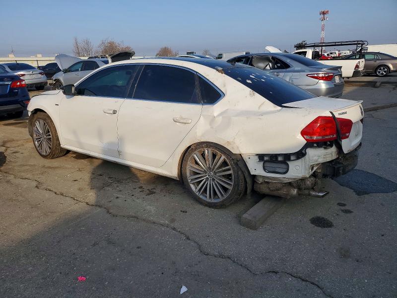 Photo 2 from auction – 2015 VOLKSWAGEN PASSAT with VIN 1VWBT7A35FC072379