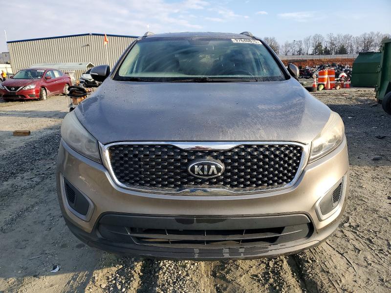 Photo 5 from auction – 2016 KIA SORENTO with VIN 5XYPG4A36GG068933