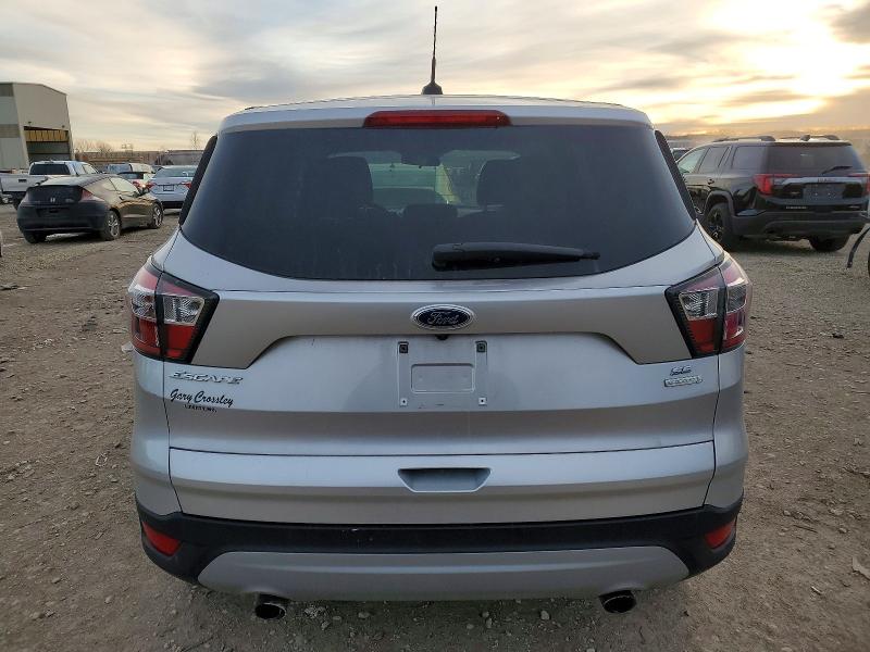 Photo 6 from auction – 2017 FORD ESCAPE SE with VIN 1FMCU0GD1HUA77700