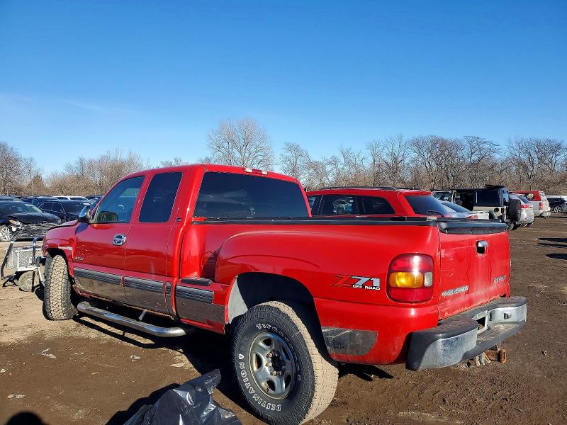 Photo 2 from auction – 2001 CHEVROLET SILVERADO with VIN 2GCEK19T111108085