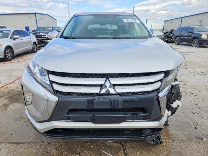 Photo 5 from auction – 2018 MITSUBISHI ECLIPSE CR with VIN JA4AT3AA6JZ064166