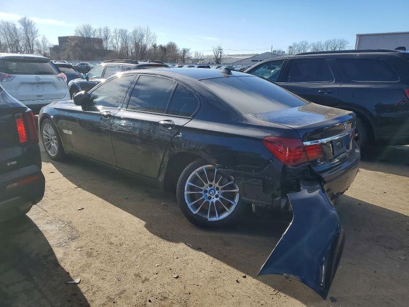 Photo 2 from auction – 2015 BMW 750 I with VIN WBAYA8C59FD825409