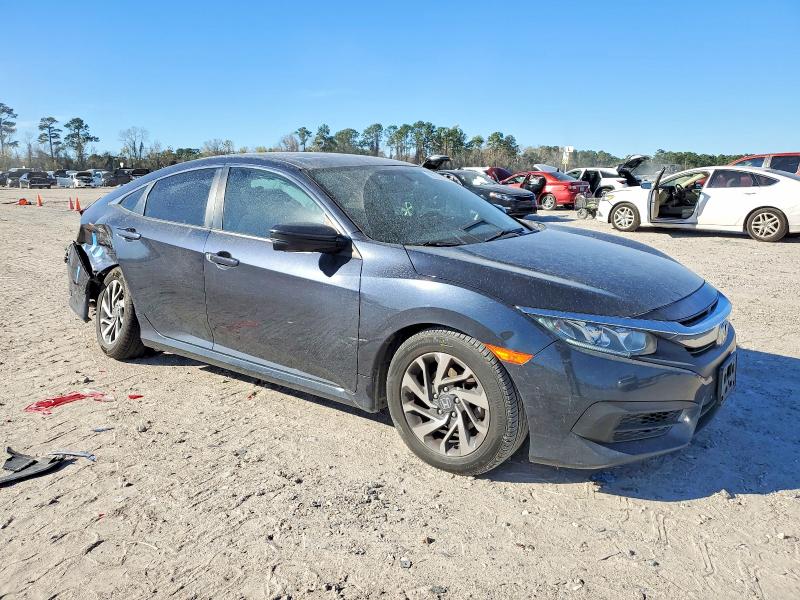 Photo 4 from auction – 2017 HONDA CIVIC with VIN 2HGFC2F74HH567807