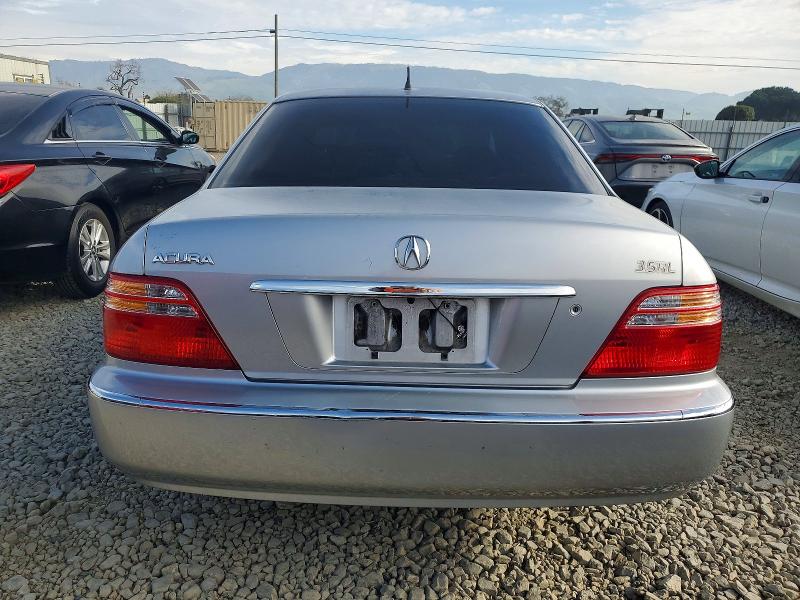Photo 6 from auction – 2002 ACURA 3.5RL with VIN JH4KA96632C006428