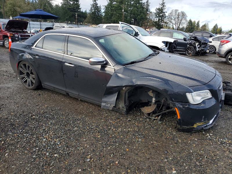 Photo 4 from auction – 2019 CHRYSLER 300 LIMITE with VIN 2C3CCAEG3KH631411