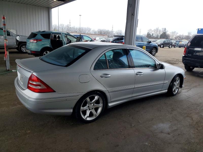 Photo 3 from auction – 2007 MERCEDES-BENZ C 230 with VIN WDBRF52HX7F864243