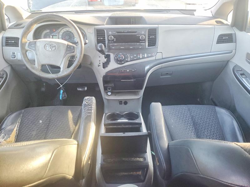 Photo 8 from auction – 2012 TOYOTA SIENNA SPO with VIN 5TDXK3DC7CS222213