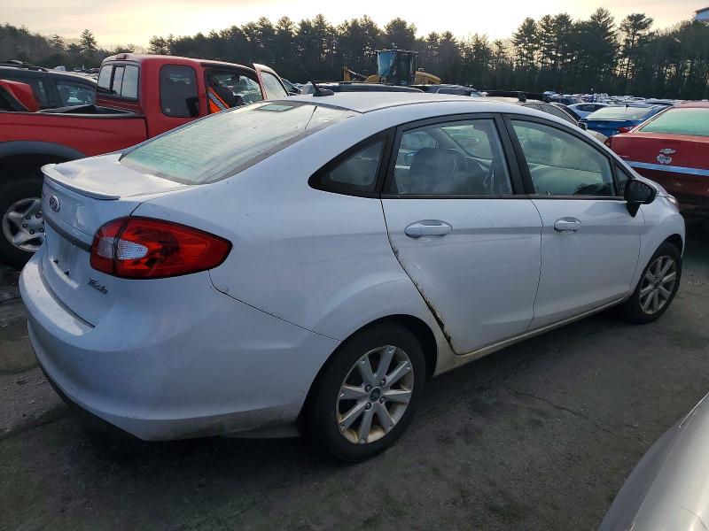 Photo 3 from auction – 2011 FORD FIESTA with VIN 3FADP4BJ1BM121040