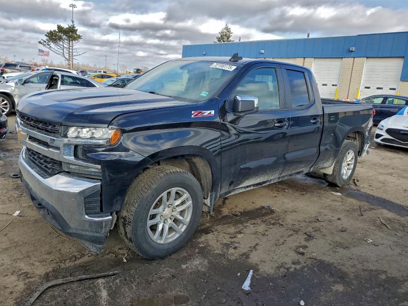 CHEVROLET SILVERADO 2019 with VIN 1GCRYDED6KZ244575 - Photo from auction