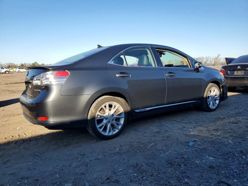 Photo 3 from auction – 2010 LEXUS HS 250H with VIN JTHBB1BA2A2010953