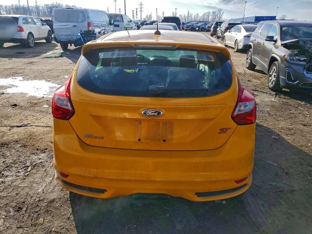 Photo 6 from auction – 2013 FORD FOCUS ST with VIN 1FADP3L97DL150710