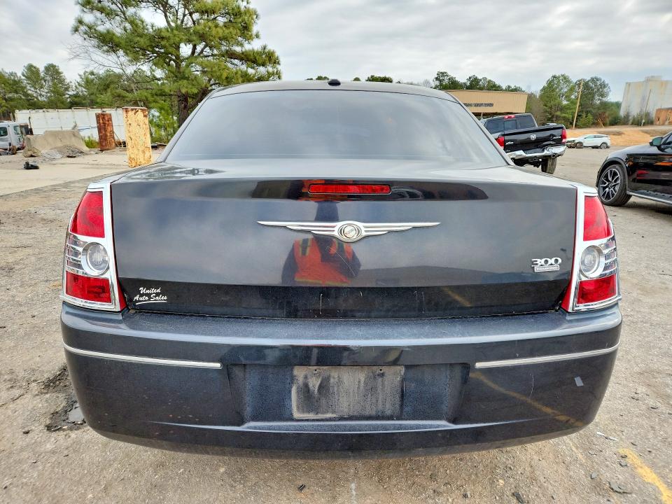 Photo 6 from auction – 2009 CHRYSLER 300 TOURIN with VIN 2C3KA53V49H599122