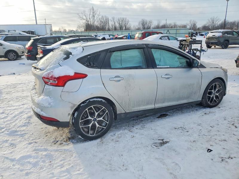 Photo 3 from auction – 2017 FORD FOCUS with VIN 1FADP3M29HL311386