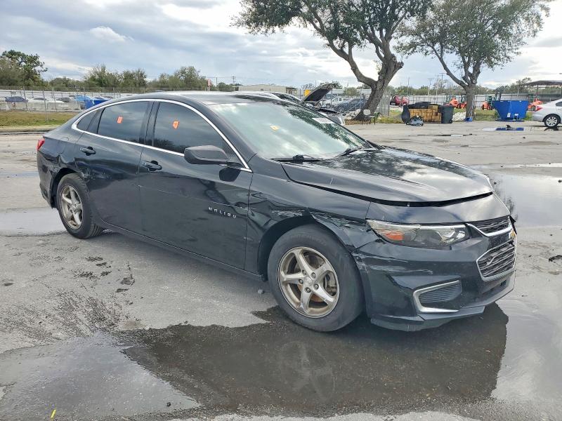 Photo 4 from auction – 2016 CHEVROLET MALIBU LS with VIN 1G1ZB5ST1GF218423