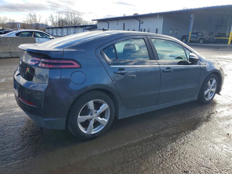 Photo 3 from auction – 2012 CHEVROLET VOLT with VIN 1G1RA6E43CU122764