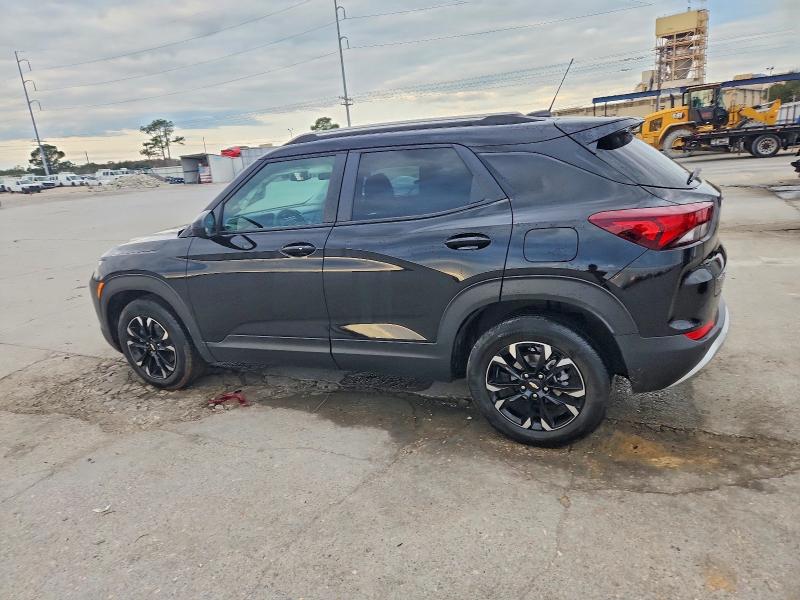 Photo 2 from auction – 2022 CHEVROLET TRAILBLAZE with VIN KL79MPSL7NB093457