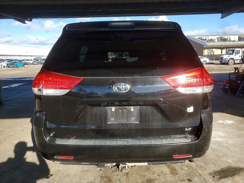 Photo 6 from auction – 2013 TOYOTA SIENNA LE with VIN 5TDKK3DC8DS372455