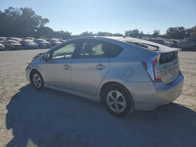 Photo 2 from auction – 2015 TOYOTA PRIUS with VIN JTDKN3DU1F0451875