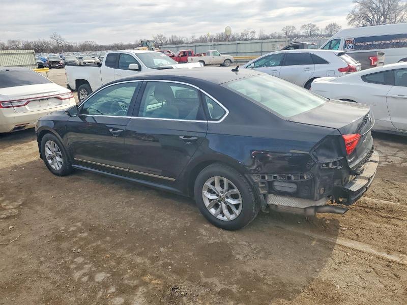 Photo 2 from auction – 2016 VOLKSWAGEN PASSAT with VIN 1VWAS7A35GC046901