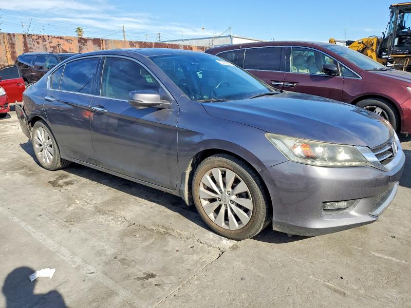 Photo 4 from auction – 2014 HONDA ACCORD EXL with VIN 1HGCR3F82EA017340