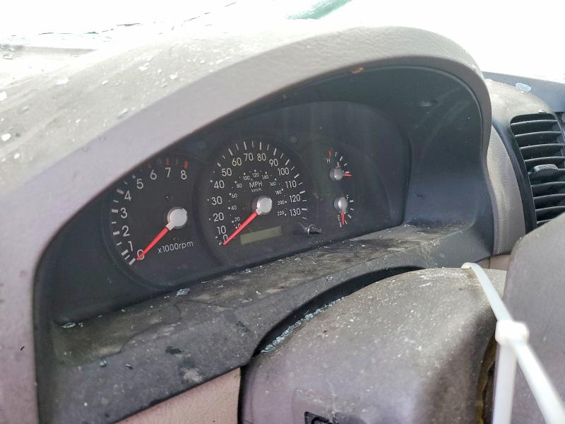 Photo 9 from auction – 2004 KIA SORENTO EX with VIN KNDJD733945242933