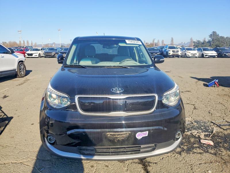 Photo 5 from auction – 2019 KIA SOUL EV + with VIN KNDJX3AE2K7038190