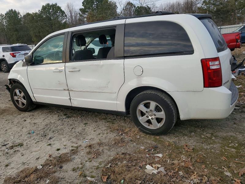 Photo 2 from auction – 2010 DODGE GRAND CARA with VIN 2D4RN3D16AR394403