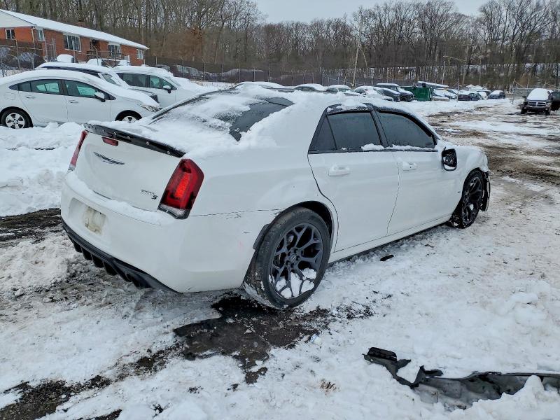 Photo 3 from auction – 2019 CHRYSLER 300 with VIN 2C3CCABT4KH704870