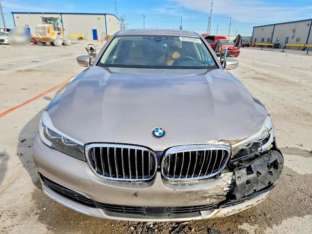 Photo 5 from auction – 2016 BMW 740 with VIN WBA7E2C55GG738717