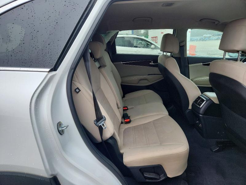 Photo 10 from auction – 2017 KIA SORENTO LX with VIN 5XYPG4A56HG201869