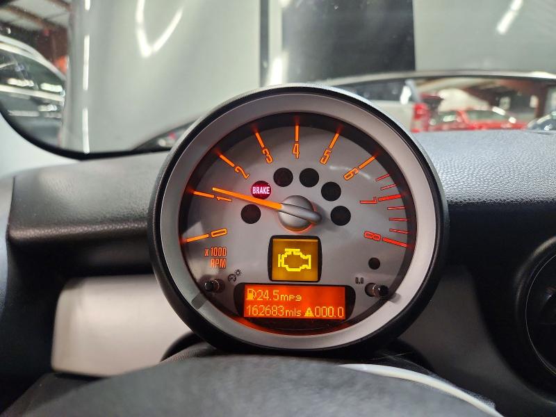 Photo 9 from auction – 2010 MINI COOPER with VIN WMWMF3C53ATU78886